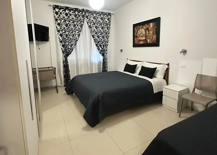 Lora's House 5terre 斯培西亚