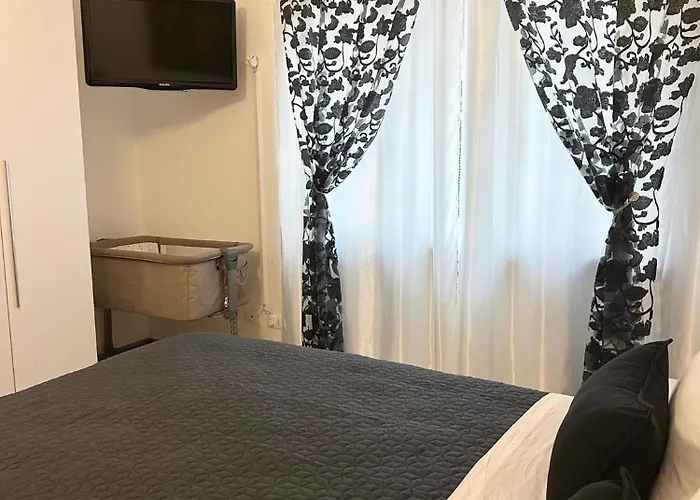 Lora's House 5terre *