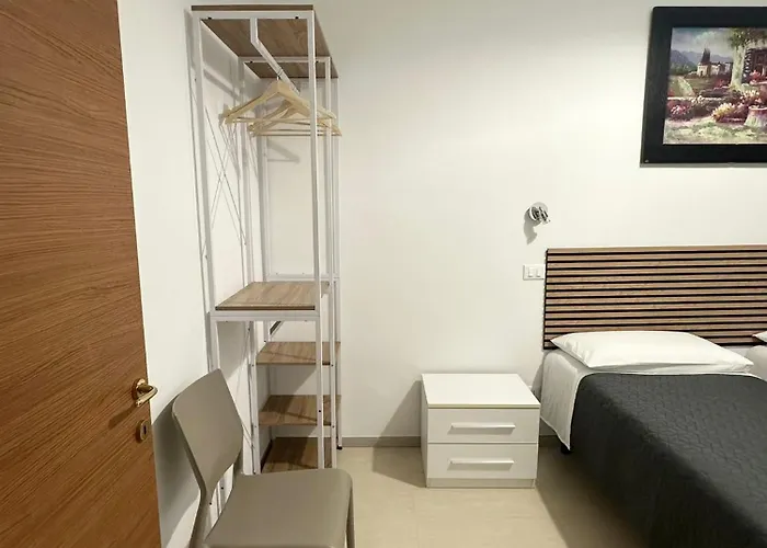 Lora's House 5terre * 斯培西亚